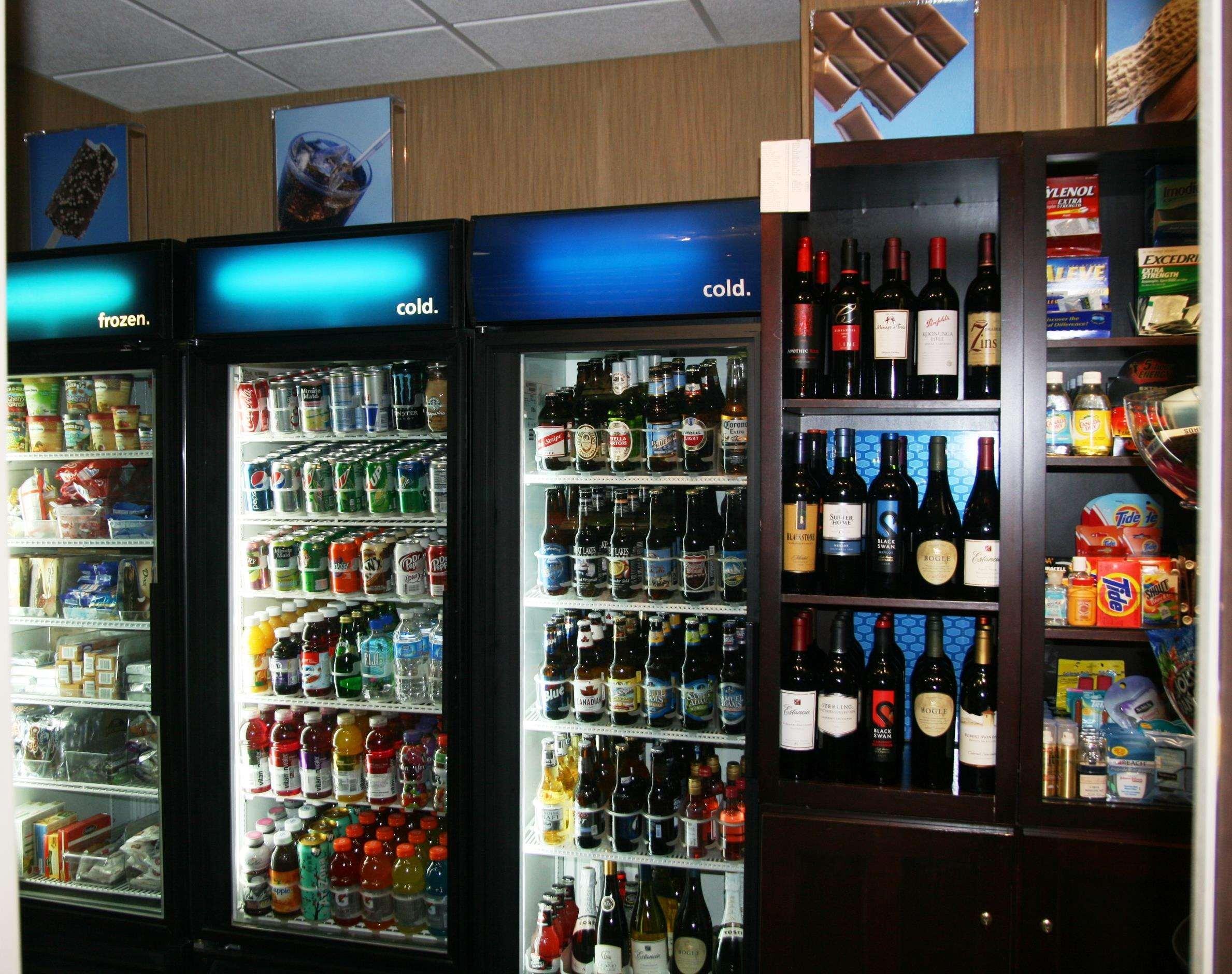 Hampton Inn & Suites Detroit-Canton Restaurant photo